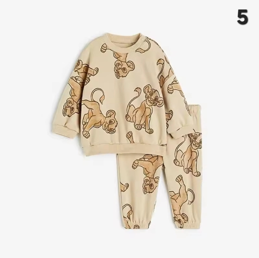 Disney Suits Sets for Girls and Boys (0–6 Years) – Comfortable, Stylish & Full of Character ⭐️⭐️⭐️⭐️⭐️ sold 976 - Toys world