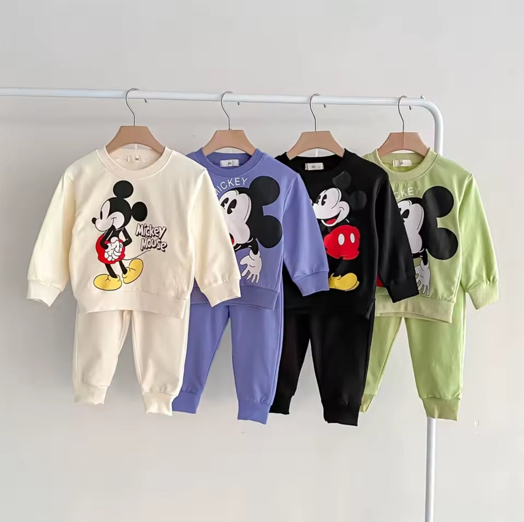Baby clothing set – soft and cute outfit suits for newborns and infants aged 0 to 3 months