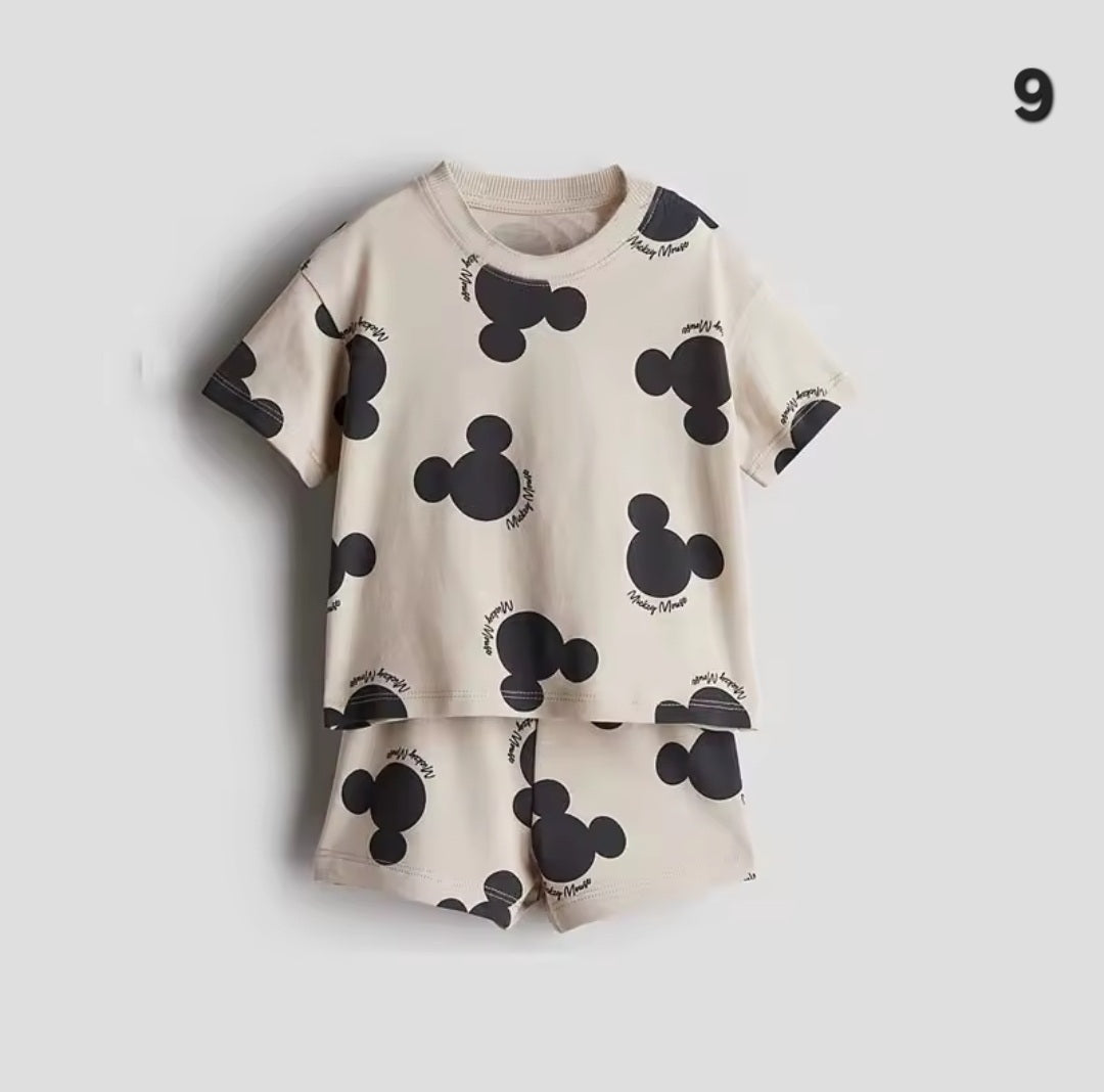 Disney Shirt and Pants Set for Kids – Boys & Girls Outfit ⭐️⭐️⭐️⭐️⭐️ sold 2549 - Toys world